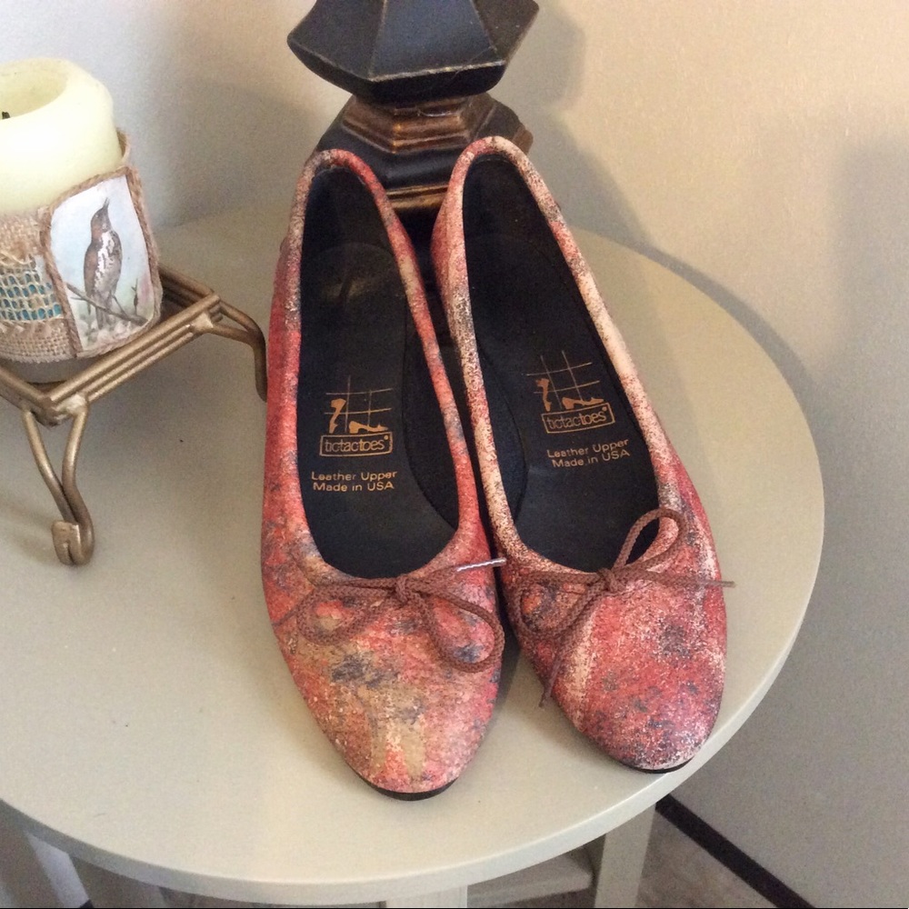 Leather ballet flats